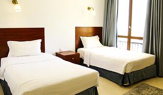 2-bedroom Waterfront Retreat