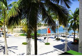 2-bedroom Waterfront Retreat