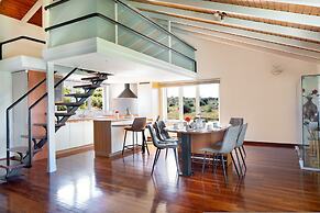 Villa Elihrisos-private Heated Pool Near the sea