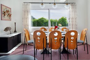 Villa Elihrisos-private Heated Pool Near the sea