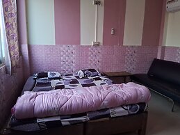 Hotel Shah Paradise