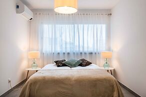 Caravelas 2 Bedroom Apartment