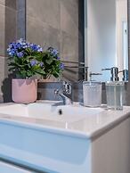 Caravelas 2 Bedroom Apartment