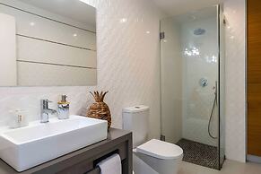 Santa Eul lia 2-bedroom Apartment w Swimming Pool