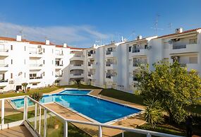 Santa Eul lia 2-bedroom Apartment w Swimming Pool
