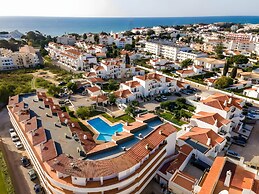 Santa Eul lia 2-bedroom Apartment w Swimming Pool