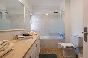 Salgados 1 Bedroom Apartment - 500m da Praia