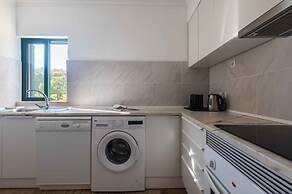 Salgados 1 Bedroom Apartment - 500m da Praia