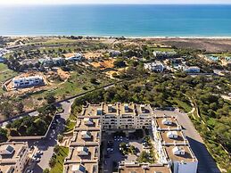 Salgados 1 Bedroom Apartment - 500m da Praia