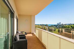 Balaia Residence 2 Bedroom Penthouse With Pool