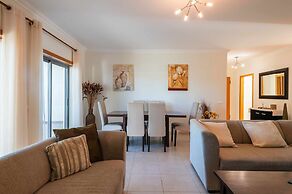 Balaia Residence 2 Bedroom Penthouse With Pool