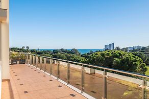 Balaia Residence 2 Bedroom Penthouse With Pool