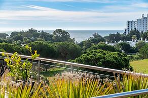 Balaia Residence 2 Bedroom Penthouse With Pool