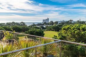 Balaia Residence 2 Bedroom Penthouse With Pool