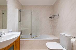 Balaia Residence 2 Bedroom Penthouse With Pool