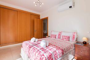 Balaia Residence 2 Bedroom Penthouse With Pool