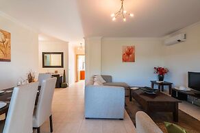 Balaia Residence 2 Bedroom Penthouse With Pool