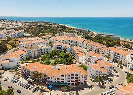 Central Town 2-bedroom Luxury Apartment Albufeira