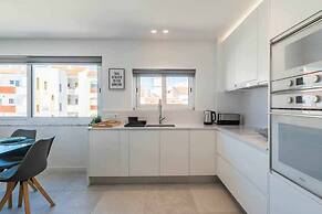 Central Town 2-bedroom Luxury Apartment Albufeira