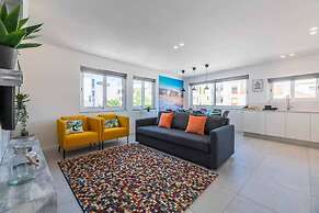 Central Town 2-bedroom Luxury Apartment Albufeira
