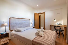 Montechoro Sea View 3 Bedroom Apartment