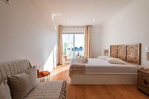 Montechoro Sea View 3 Bedroom Apartment