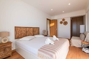 Montechoro Sea View 3 Bedroom Apartment