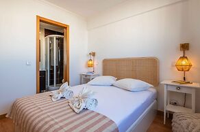 Montechoro Sea View 3 Bedroom Apartment