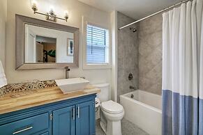 Dual Port A Cottages 2 Complete Homes Walk to the Beach Patio Fully-eq