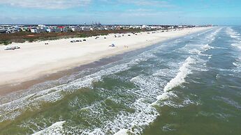 Dual Port A Cottages 2 Complete Homes Walk to the Beach Patio Fully-eq