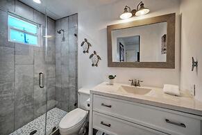 Dual Port A Cottages 2 Complete Homes Walk to the Beach Patio Fully-eq