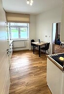 Short Way Apartments GPH