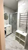 Short Way Apartments GPH