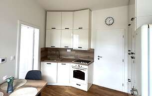 Short Way Apartments GPH