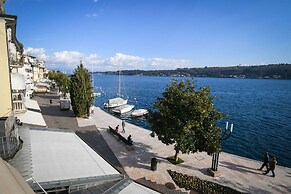 Romantic Benaco Sal - App 01