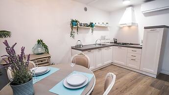 Romantic Benaco Sal - App 02
