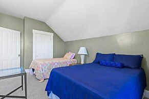 Indy Stadium Villas 710