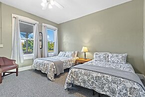 Indy Stadium Villas 710