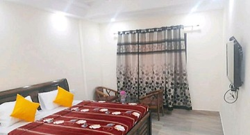 Hotel The Ganga Castle