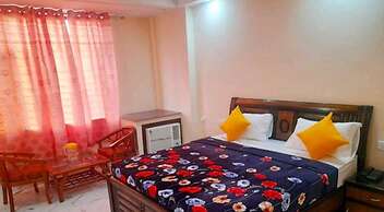 Hotel The Ganga Castle