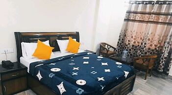 Hotel The Ganga Castle