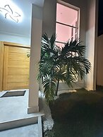 Luxury Villa-Sunny BlueSky W/Ocean-Mtn View