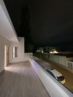 Luxury Villa-Sunny BlueSky W/Ocean-Mtn View