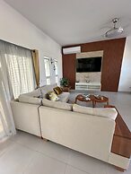 Luxury Villa-Sunny BlueSky W/Ocean-Mtn View