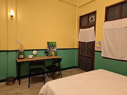 During Moonshine Hostel Samyan