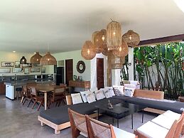 Samudra Damai Villas