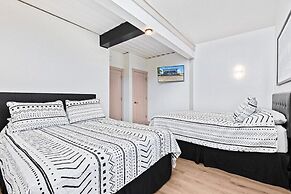 Indy Stadium Villas 711 T