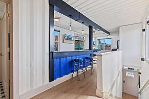 Indy Stadium Villas 711 T