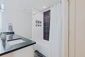 Indy Stadium Villas 711 T