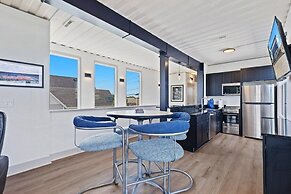 Indy Stadium Villas 711 T